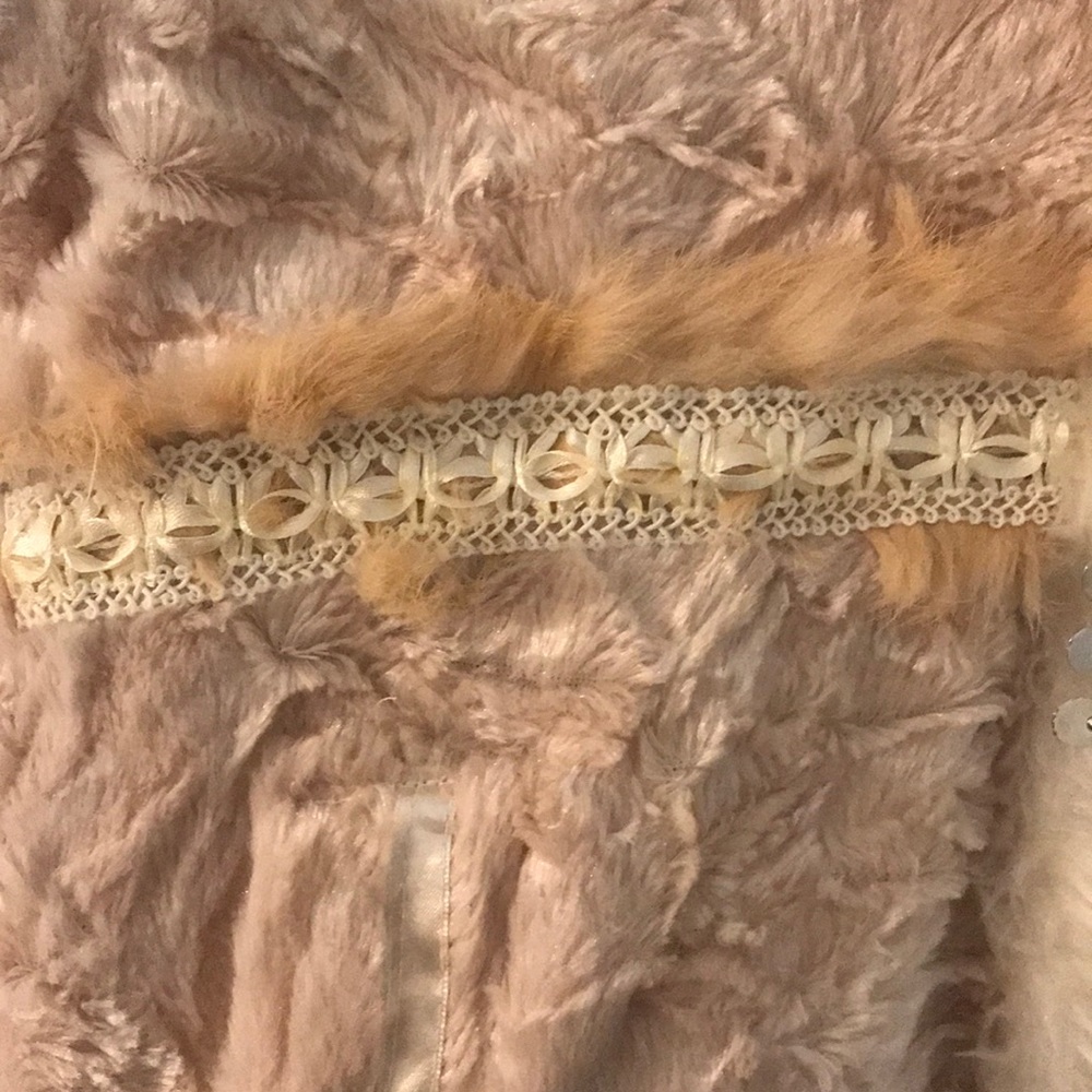 Coat - Picture 8 of 8